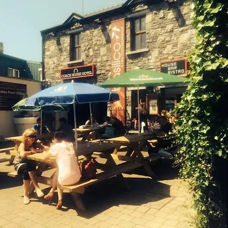 The Coach House Отель Оранмор