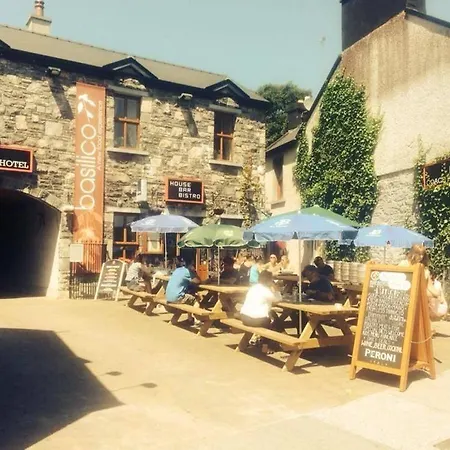 The Coach House Отель Оранмор